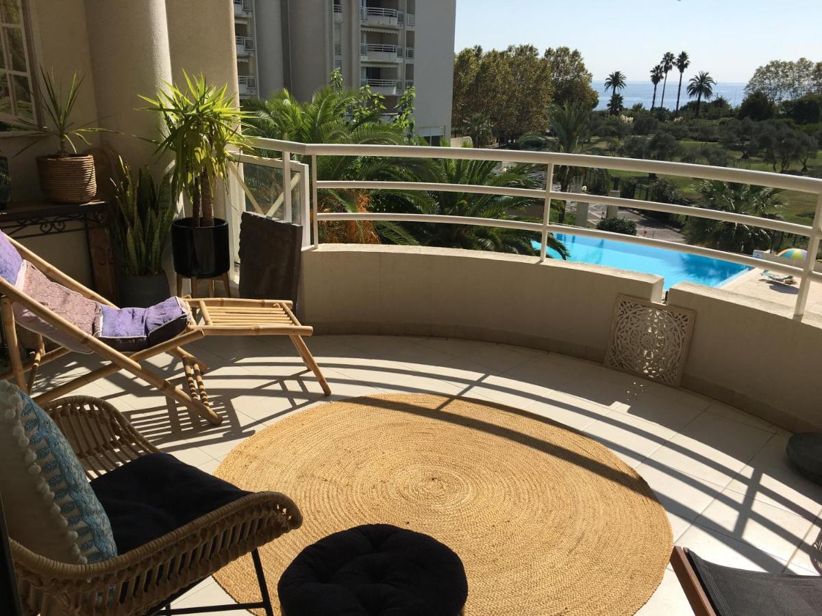 Appartement Tout Confort Vue Mer Antibes Exteriör bild