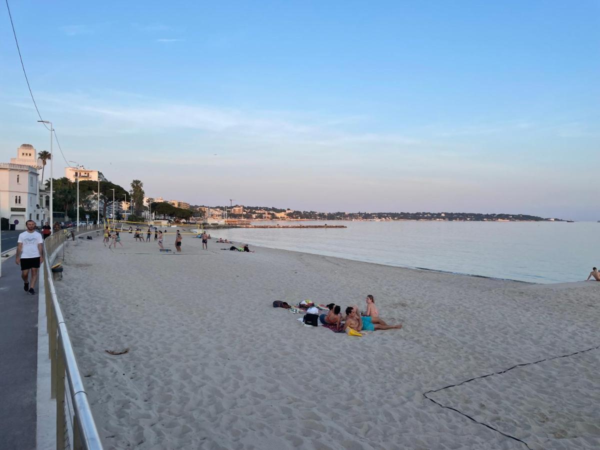 Appartement Tout Confort Vue Mer Antibes Exteriör bild