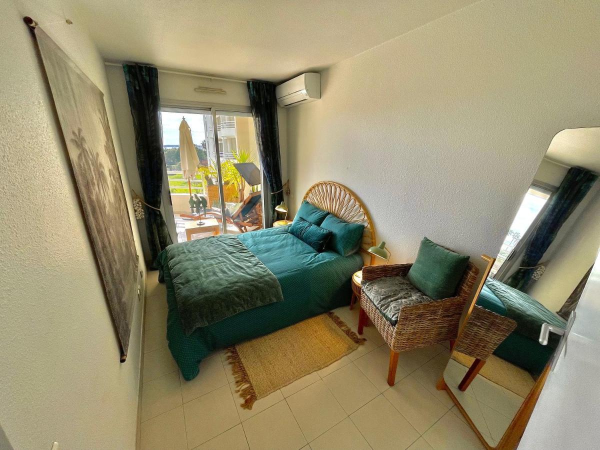 Appartement Tout Confort Vue Mer Antibes Exteriör bild